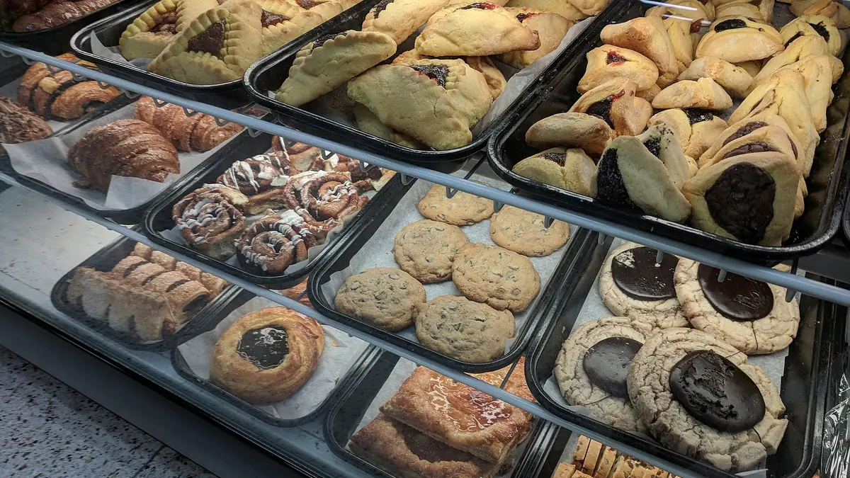 Tower Bakery – bakery in Crieff town centre